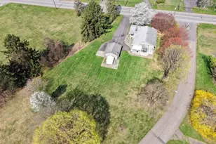 1316 Belvidere Rd, Lopatcong Township, NJ 08865 - Photo 11