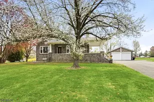 1316 Belvidere Rd, Lopatcong Township, NJ 08865 - Photo 3