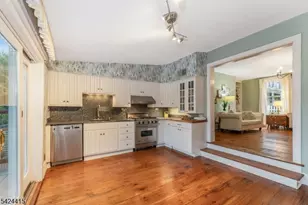 31 Center St, Clinton, NJ 08809 - Photo 11