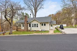 9 Bissell St, Mine Hill, NJ 07803 - Photo 19