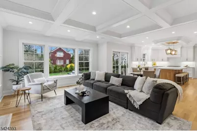 2 Whitman Dr, Chatham Township, NJ 07928 - Photo 5