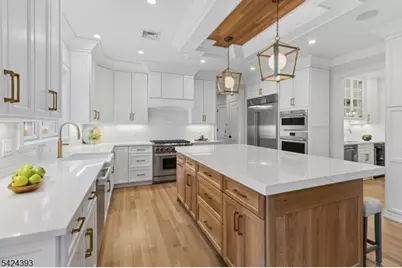 2 Whitman Dr, Chatham Township, NJ 07928 - Photo 7