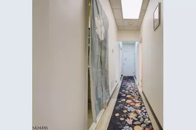 27 Mountain Blvd, Warren Township, NJ 07059 - Photo 15