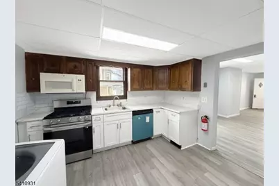 65 Davis St, Phillipsburg, NJ 08865 - Photo 3