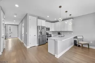 64 Halina Ln, Butler, NJ 07405 - Photo 5
