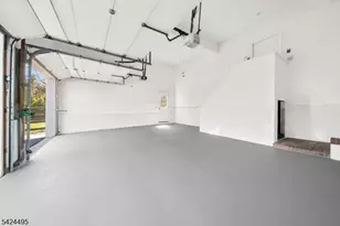 44 Country Acres Dr, Union Township, NJ 08827 - Photo 33