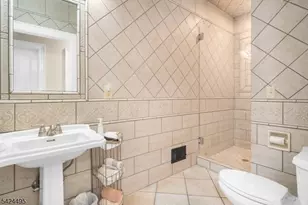 44 Country Acres Dr, Union Township, NJ 08827 - Photo 17