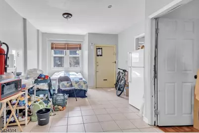 61 Victoria Ave, Newark, NJ 07104 - Photo 19