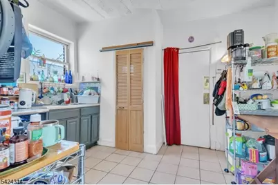 61 Victoria Ave, Newark, NJ 07104 - Photo 7