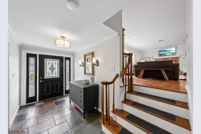 24 Regent Pl, Berkeley Heights Township, NJ 07922 - Photo 3