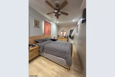 354 Dakota St, Paterson, NJ 07503 - Photo 15