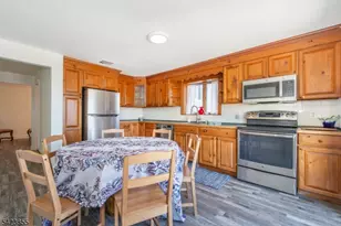 131 Maxim Dr, Hopatcong, NJ 07843 - Photo 7