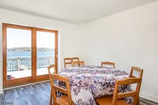 131 Maxim Dr, Hopatcong, NJ 07843 - Photo 9