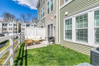 103 Honeysuckle Ln #815, Warren Township, NJ 07059 - Photo 33
