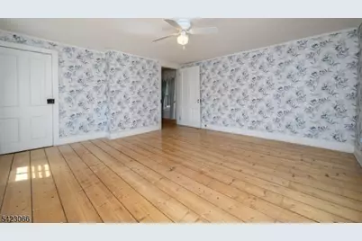 105 Morning Glory Rd, Green Brook Township, NJ 07059 - Photo 19