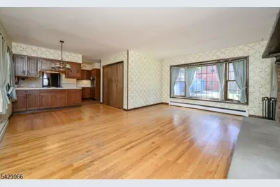 105 Morning Glory Rd, Green Brook Township, NJ 07059 - Photo 15