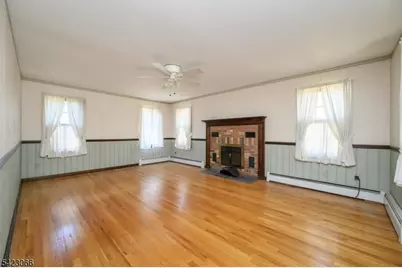 105 Morning Glory Rd, Green Brook Township, NJ 07059 - Photo 27