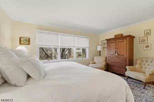 33 Eton Ct, Bedminster Township, NJ 07921 - Photo 21