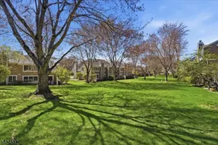33 Eton Ct, Bedminster Township, NJ 07921 - Photo 33