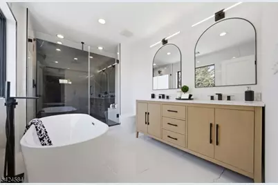 171 Edison St, Clifton, NJ 07013 - Photo 35