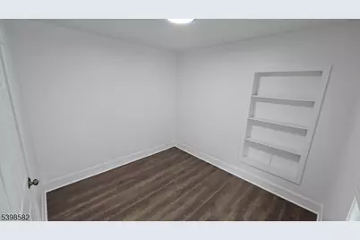 5 Jefferson St, Newton, NJ 07860 - Photo 9