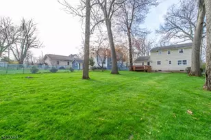 89 Sykes Ave, Livingston Twp., NJ 07039 - Photo 3