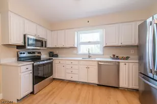 89 Sykes Ave, Livingston Twp., NJ 07039 - Photo 9