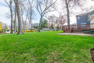89 Sykes Ave, Livingston Twp., NJ 07039 - Photo 23