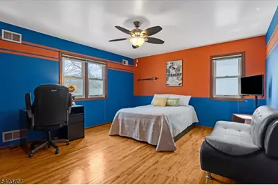 5 Liberty Ct, Garwood, NJ 07027 - Photo 15