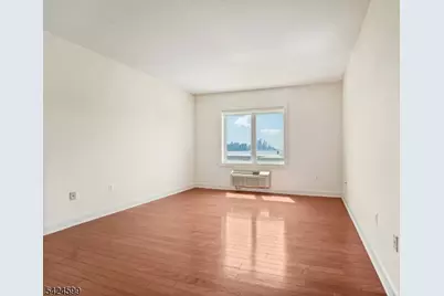 5311 City Pl, Edgewater, NJ 07020 - Photo 27