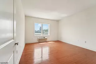 5311 City Pl, Edgewater, NJ 07020 - Photo 25