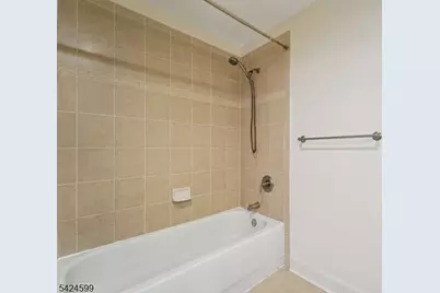 5311 City Pl, Edgewater, NJ 07020 - Photo 15