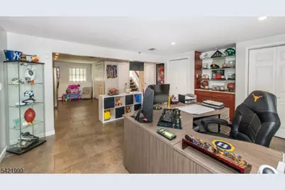 6 Melissa Dr, Totowa, NJ 07512 - Photo 27