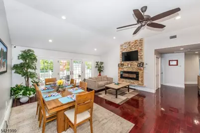 6 Melissa Dr, Totowa, NJ 07512 - Photo 9