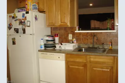 10 Ella St, Bloomfield Twp., NJ 07003 - Photo 3