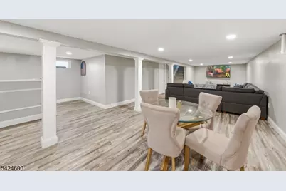 7 Jackson Ave, Vernon, NJ 07462 - Photo 19