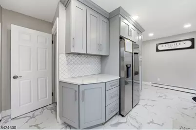 7 Jackson Ave, Vernon, NJ 07462 - Photo 11