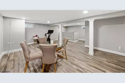 7 Jackson Ave, Vernon, NJ 07462 - Photo 17