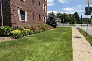 241 E Main St, Bergenfield, NJ 07621 - Photo 13