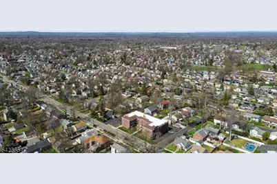 241 E Main St #2B, Bergenfield, NJ 07621 - Photo 21