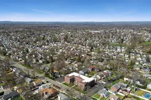 241 E Main St, Bergenfield, NJ 07621 - Photo 21