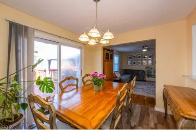 8 Sherbone Pl #8, Sayreville Boro, NJ 08872 - Photo 5