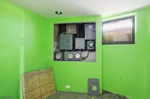 243 S Clinton St, East Orange, NJ 07018 - Photo 29