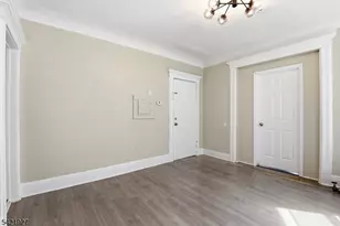243 S Clinton St, East Orange, NJ 07018 - Photo 31