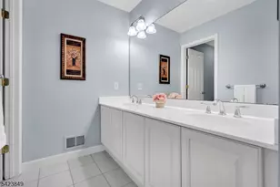 64 Bradley Ln, Bridgewater Twp., NJ 08807 - Photo 33