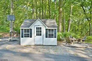 11 Devonald Dr, Bethlehem Township, NJ 08802 - Photo 35