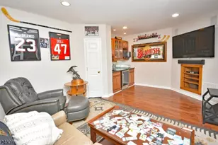 11 Devonald Dr, Bethlehem Township, NJ 08802 - Photo 25