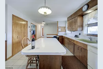 62 Pine Hill Rd, Delaware Township, NJ 08559 - Photo 9