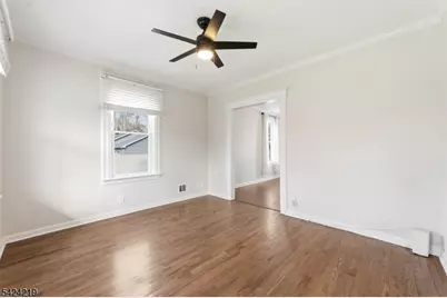 129 Willow Ave, Aberdeen Township, NJ 07747 - Photo 11