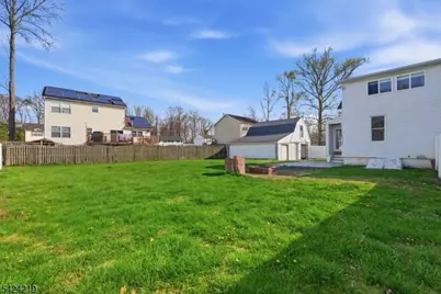 129 Willow Ave, Aberdeen Township, NJ 07747 - Photo 29